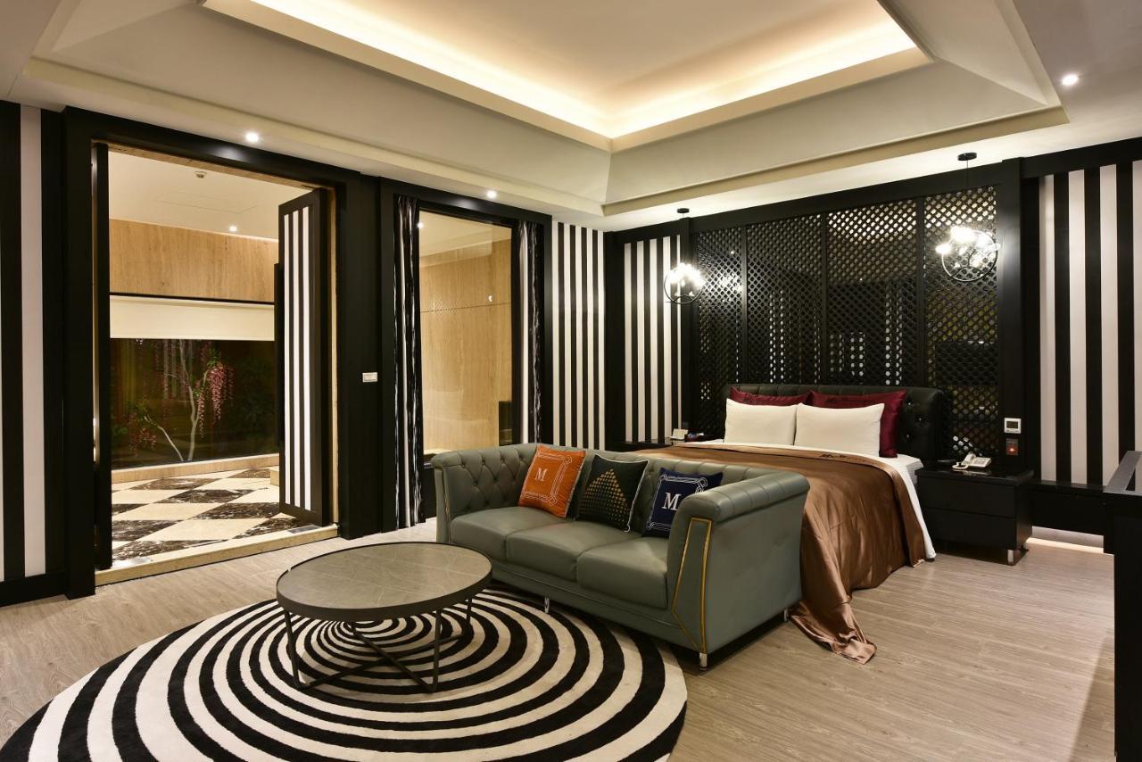 Venice Motel 台中市 エクステリア 写真