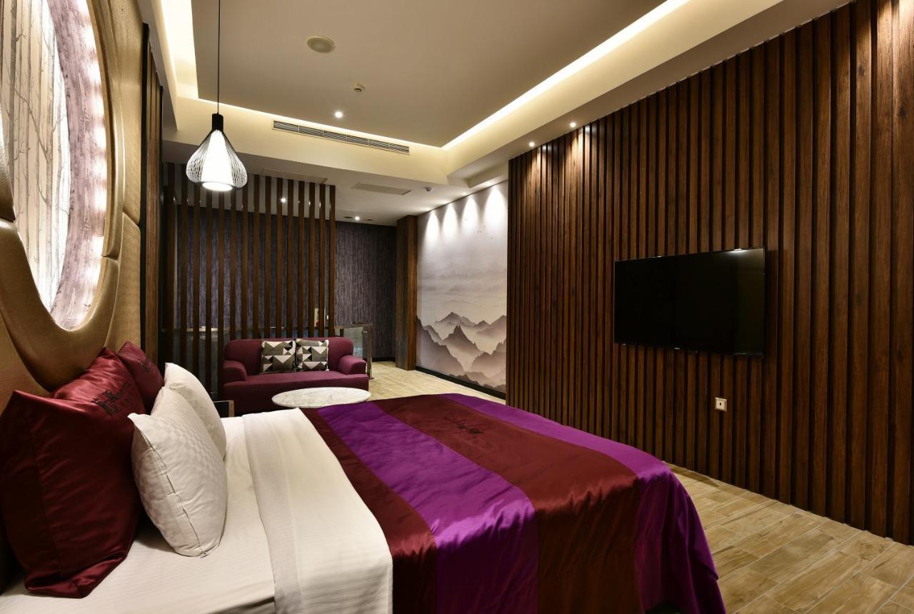 Venice Motel 台中市 エクステリア 写真