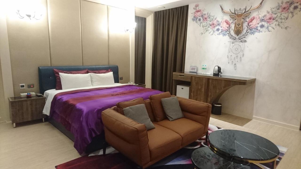 Venice Motel 台中市 エクステリア 写真