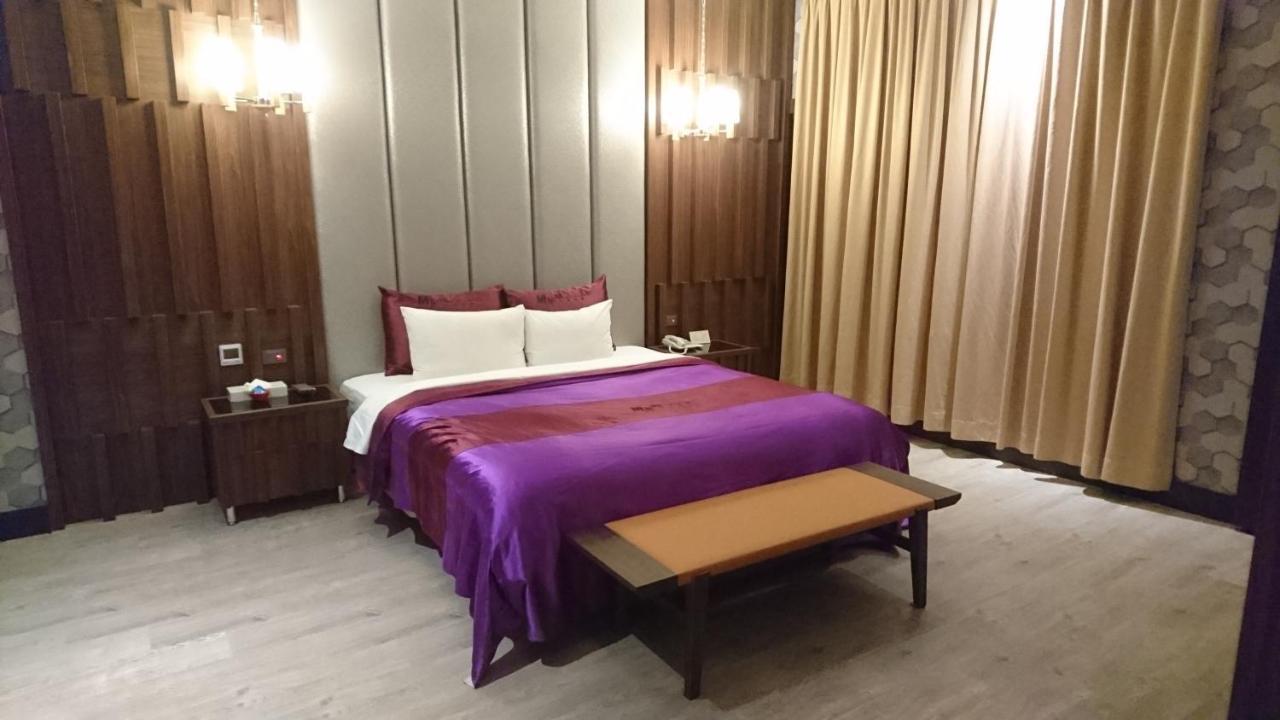 Venice Motel 台中市 エクステリア 写真