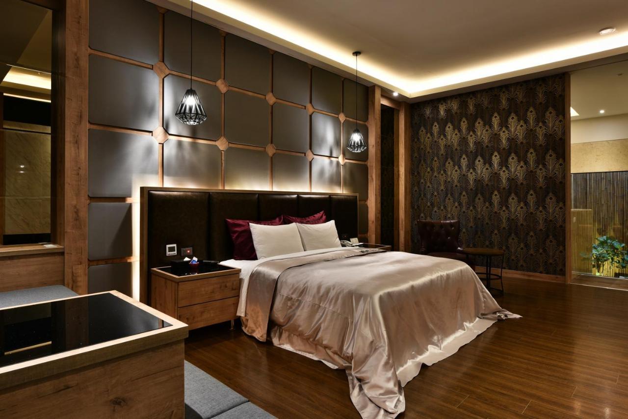 Venice Motel 台中市 エクステリア 写真