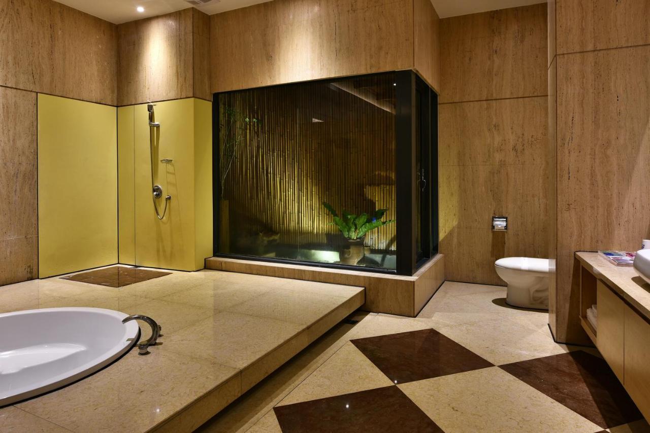 Venice Motel 台中市 エクステリア 写真